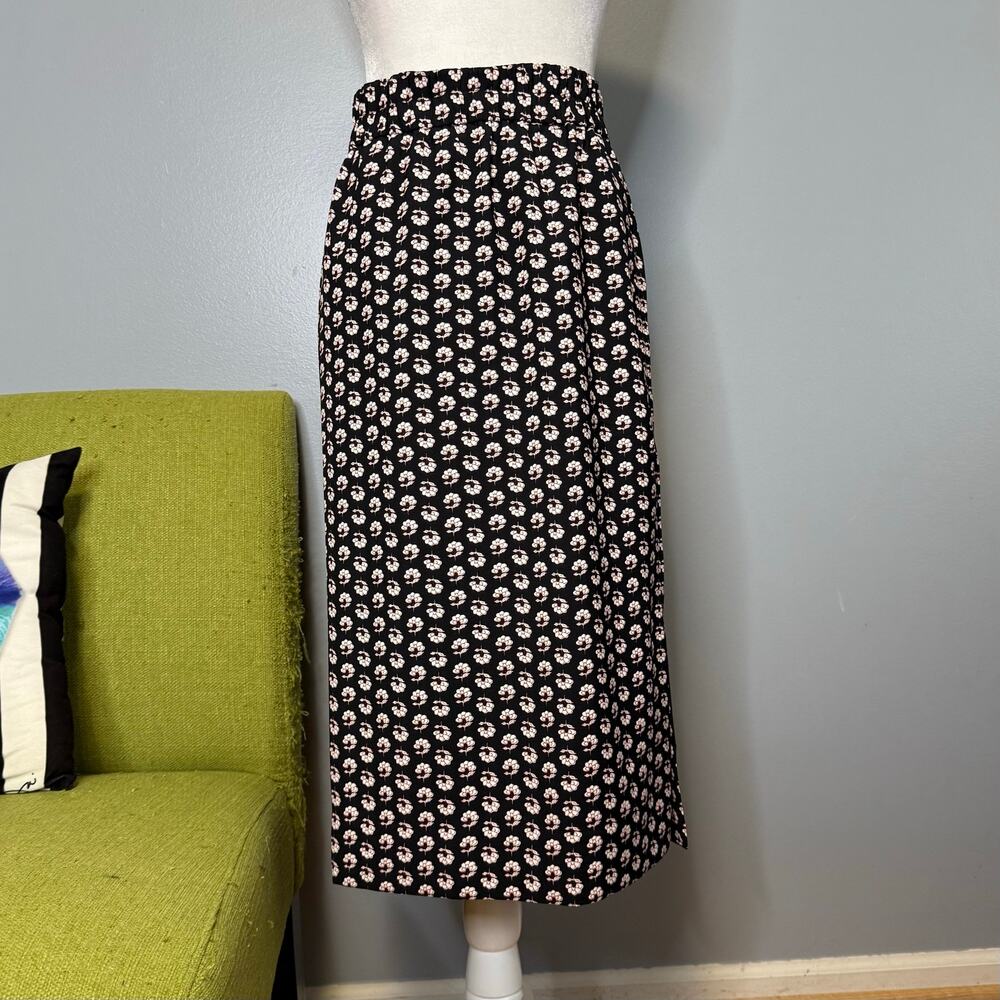 J Crew Black White Floral Pull On Midi Length Skirt
